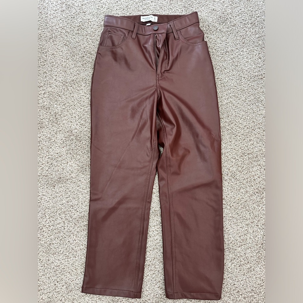 Abercrombie & Fitch 90’s Straight Ultra High Rise Leather Pants